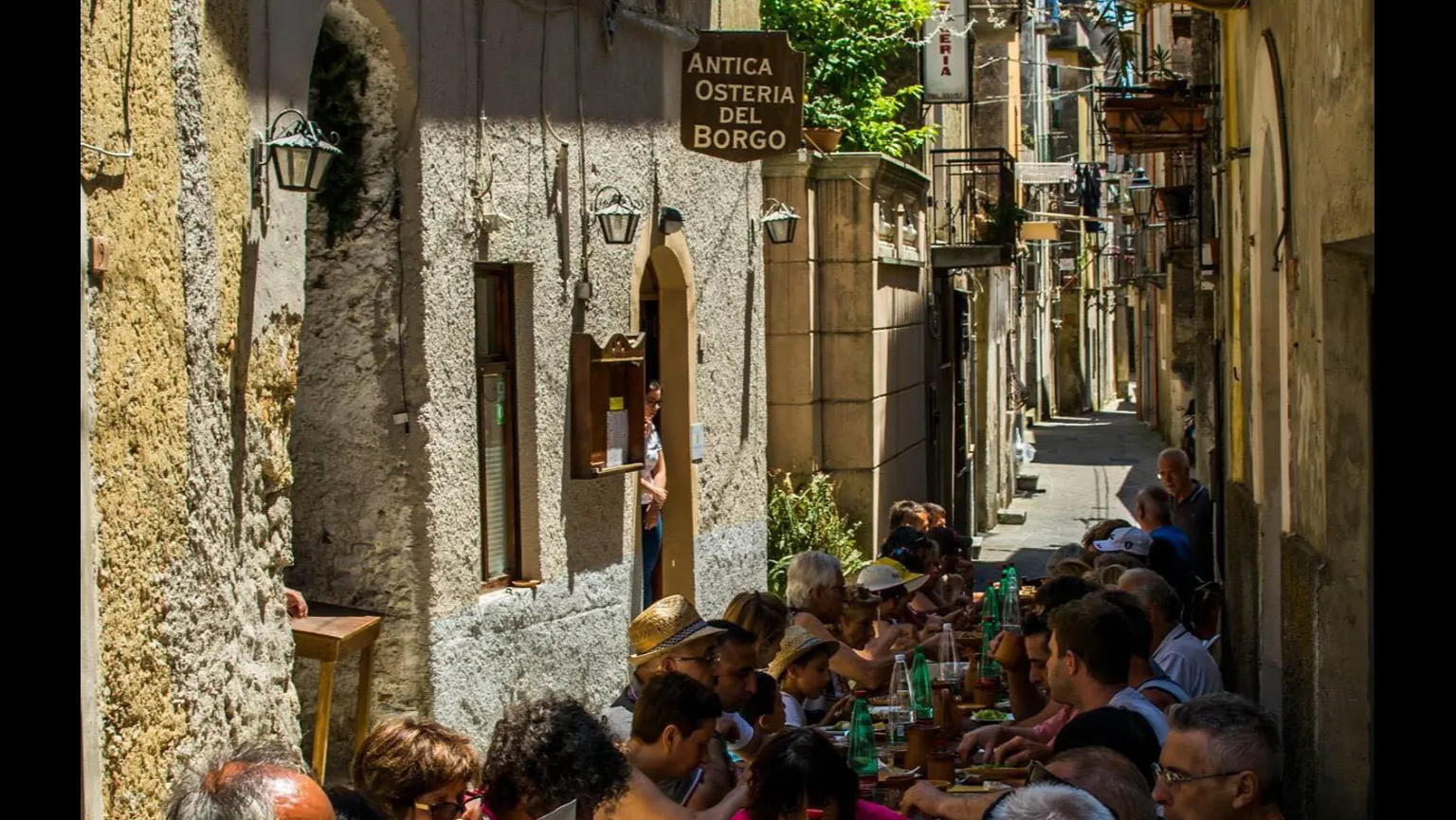 Antica Osteria Del Borgo · Foto 1